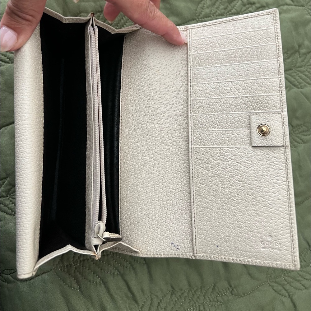 Gucci monogram wallet